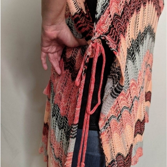 Papparazi by Biz Crochet Coverup Pancho - Picture 6 of 8